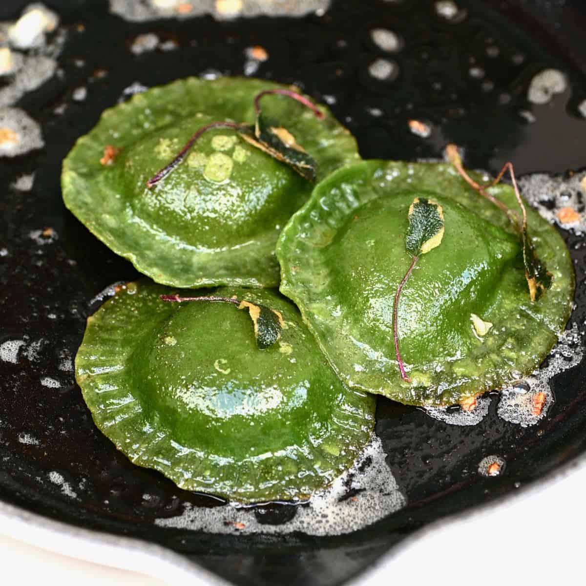 Homemade Egg Yolk Ravioli: Simple Steps for a Decadent Meal